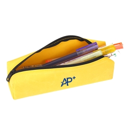 A large-capacity, simple and dirt-resistant square Oxford cloth pen case